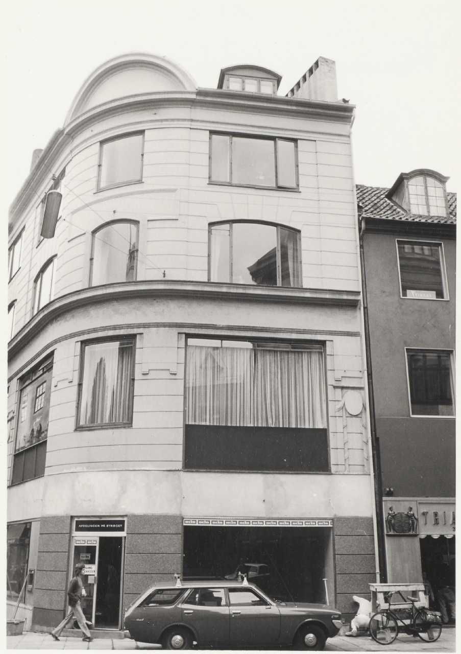 Facade Mod Gaden, Vimmelskaftet 35, København, 1974 - Nationalmuseets ...