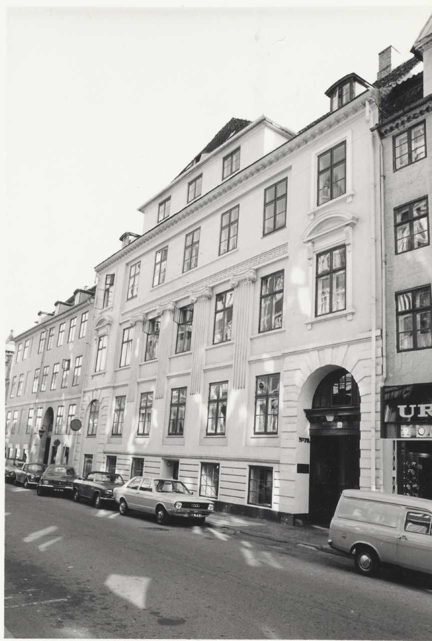 Facade Mod Gaden, Store Strandstræde 18, København, 1977 ...