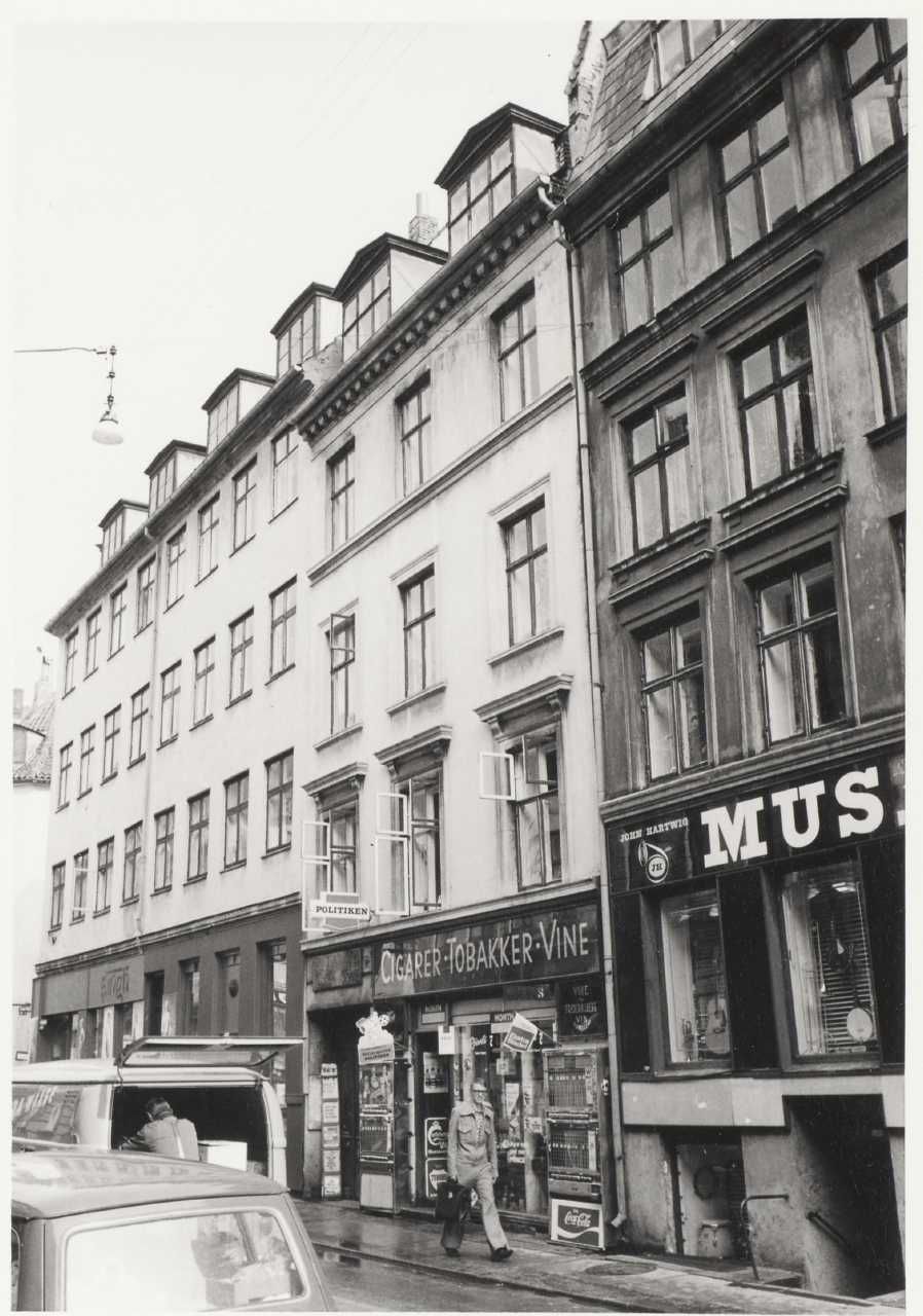 Facader Mod Gaden, Studiestræde 25, København, 1974 - Nationalmuseets ...