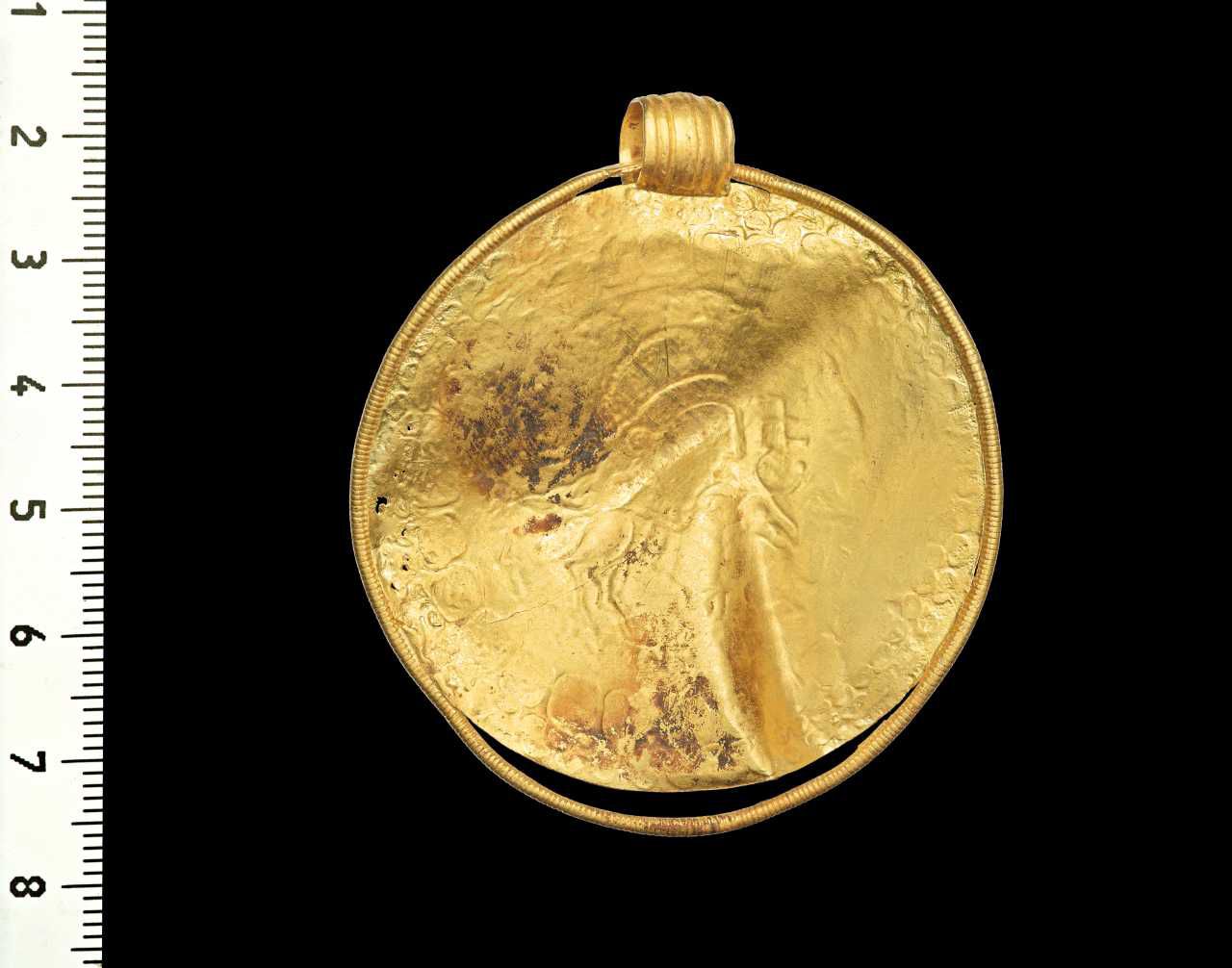 Reverse view of the Vindelev bracteate