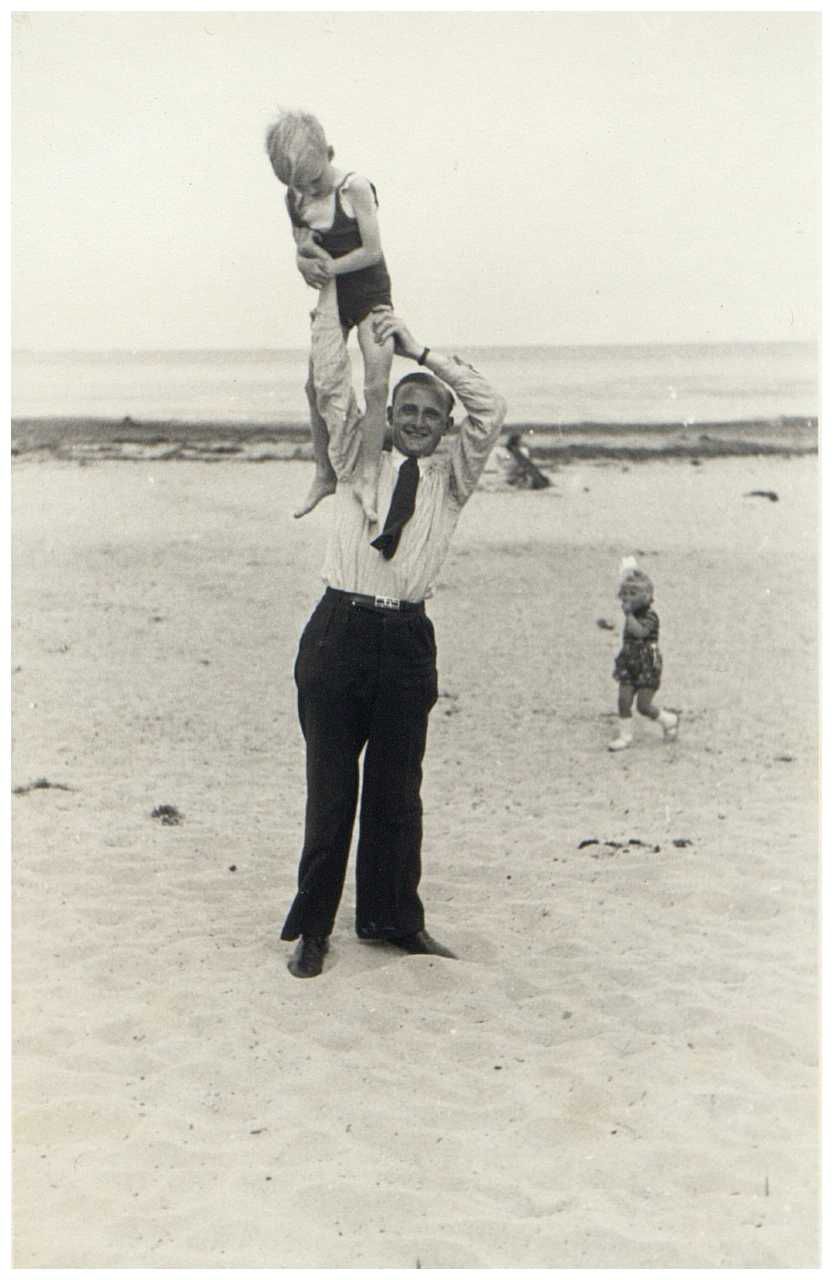 Max Pelvings fotoalbum - Nationalmuseets Samlinger Online